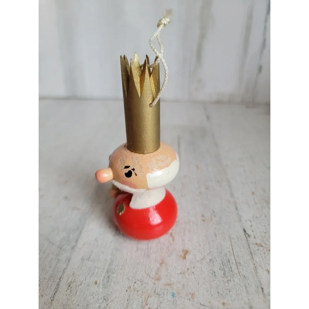 Vintage wooden king AS IS unique ornament Xmas royalty solider home